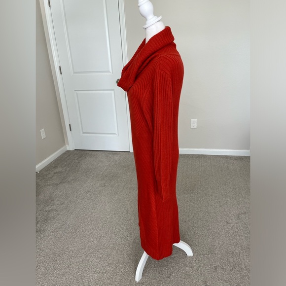 EUC Luna Moon Sweater Dress Size Large Color Brick/ Deep Orange. - Picture 3 of 9